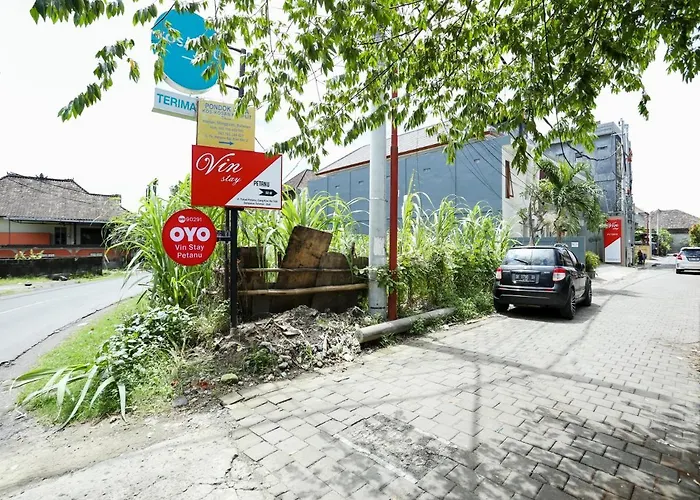 Super Oyo Capital O 90291 Vin Petanu Hotel 2*