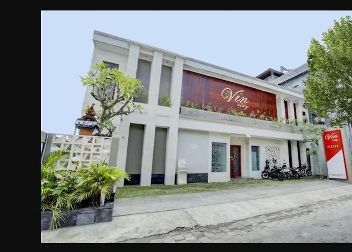 Super Oyo Capital O 90291 Vin Petanu 2* Pesanggaran